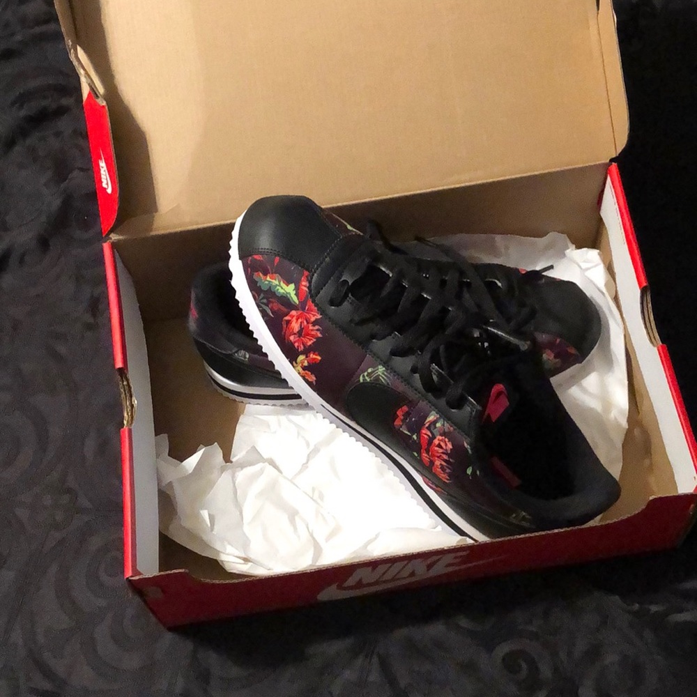 Nike shoes